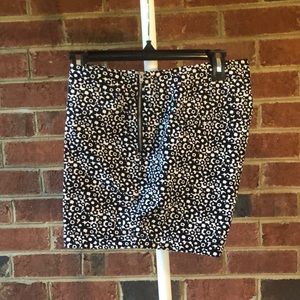 BeBop Floral Black/WhiteShorts Size 15 teen/jr
